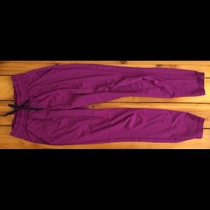Lululemon pants